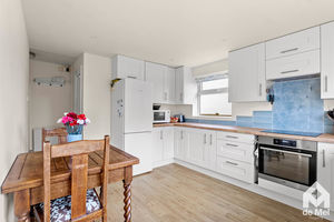 Photo 15- click for photo gallery